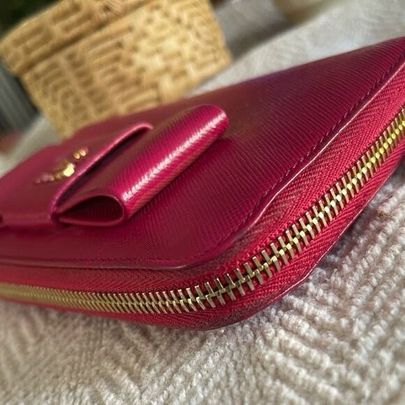 Prada Saffiano leather zip around wallet with bow in Peony Pink - Picture 2 of 12